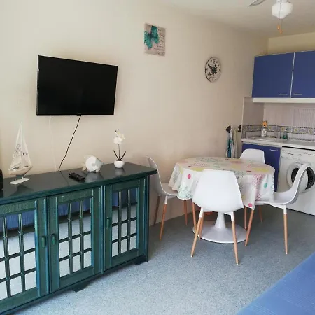 Appartement 2 Pieces Cabine Avec Loggia Piscine Apartmán Agde